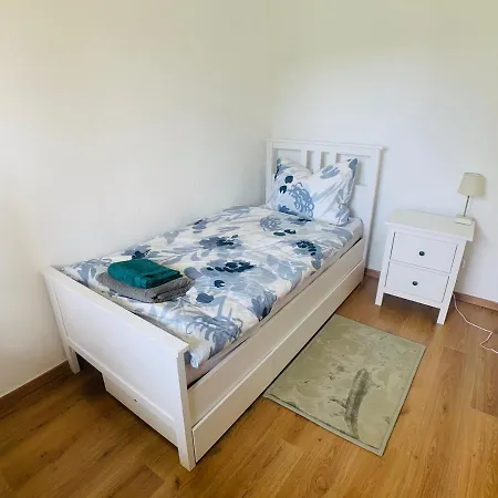 Komfortables Apartment In Bad Elster Mit Netflix Extérieur photo